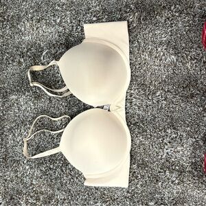 Victoria's Secret Cream Bra
